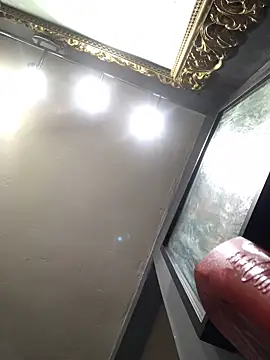 valleyoneofakind online show from February 26, 2025, 6:37 am