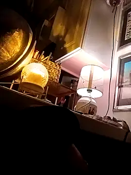 valleyoneofakind online show from February 13, 2026, 1:29 pm