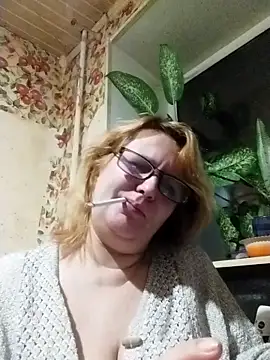 Forest-Lady online show from December 20, 2025, 9:44 pm