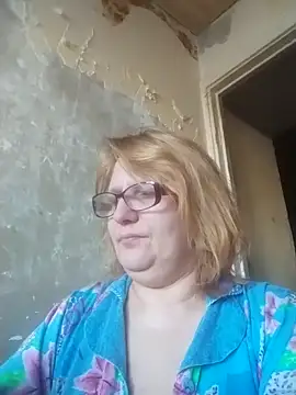 Forest-Lady online show from April 2, 2026, 2:26 pm