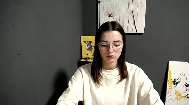 Snapshot of lady_olivia_ chatting on December 4, 2024, 3:32 pm lady olivia  online show from December 4, 2024, 3:32 pm