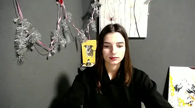Snapshot of lady_olivia_ chatting on December 18, 2024, 2:06 pm lady olivia  online show from December 18, 2024, 2:06 pm