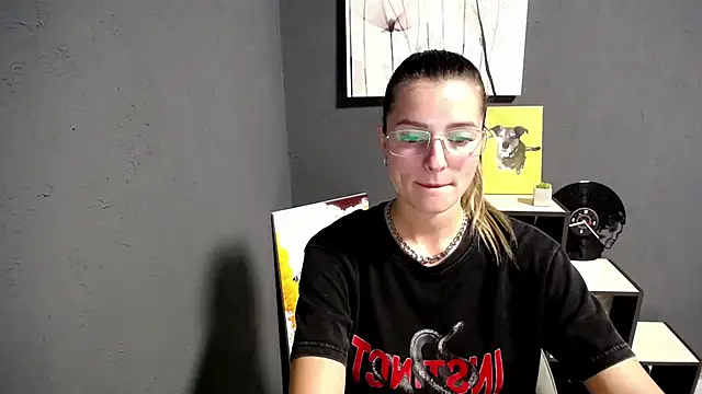 Snapshot of lady_olivia_ chatting on September 22, 2025, 4:09 pm lady olivia  online show from September 22, 2025, 4:09 pm