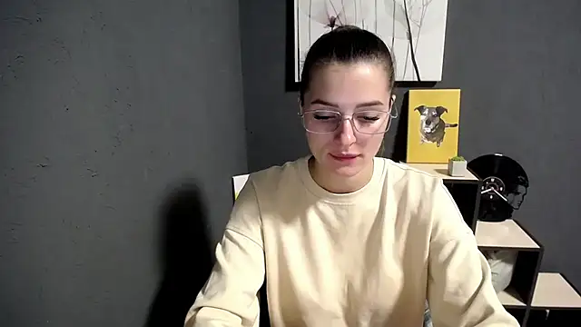 Snapshot of lady_olivia_ chatting on September 26, 2025, 2:10 pm lady olivia  online show from September 26, 2025, 2:10 pm