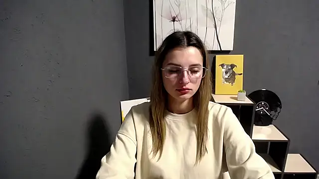 Snapshot of lady_olivia_ chatting on October 1, 2025, 3:29 pm lady olivia  online show from October 1, 2025, 3:29 pm