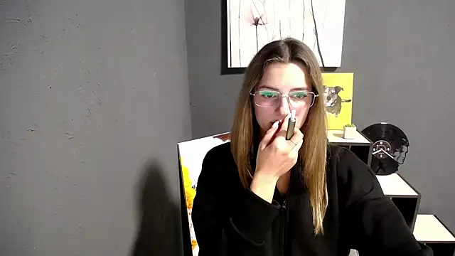Snapshot of lady_olivia_ chatting on October 2, 2025, 4:47 pm lady olivia  online show from October 2, 2025, 4:47 pm