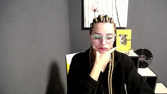 Snapshot of lady_olivia_ chatting on October 13, 2025, 2:28 pm lady olivia  online show from October 13, 2025, 2:28 pm