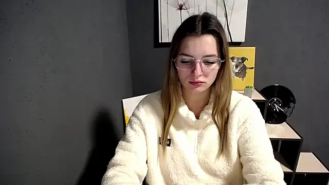 Snapshot of lady_olivia_ chatting on October 27, 2025, 1:37 pm lady olivia  online show from October 27, 2025, 1:37 pm