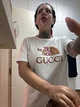 YasmimBrasil online show from October 30, 2025, 8:16 am