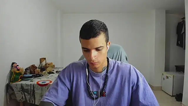 Snapshot of Balo_lovers chatting on February 5, 2025, 2:16 pm Balo lovers online show from February 5, 2025, 2:16 pm