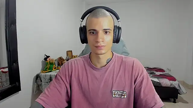 Snapshot of Balo_lovers chatting on March 3, 2025, 3:53 pm Balo lovers online show from March 3, 2025, 3:53 pm