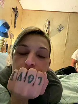 Snapshot of Nicole96666 chatting on October 18, 2025, 11:33 am Nicole96666 online show from October 18, 2025, 11:33 am