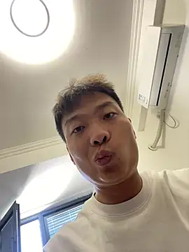 Jie-sexy online show from May 10, 2026, 5:56 am