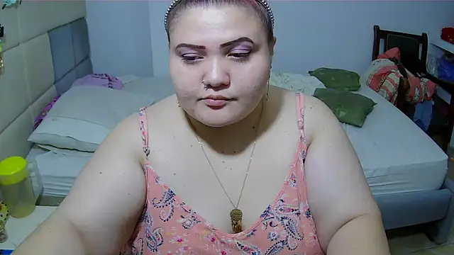 Snapshot of Jones_alexia chatting on June 4, 2026, 3:45 am Jones alexia online show from June 4, 2026, 3:45 am
