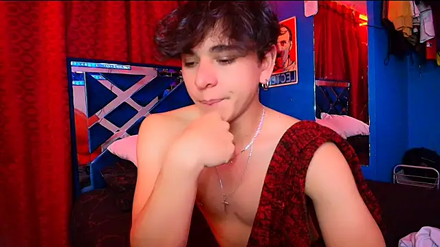 Luke Howland online show from July 3, 2026, 1:56 am