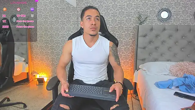 Bryson Collins  online show from January 28, 2025, 11:17 am