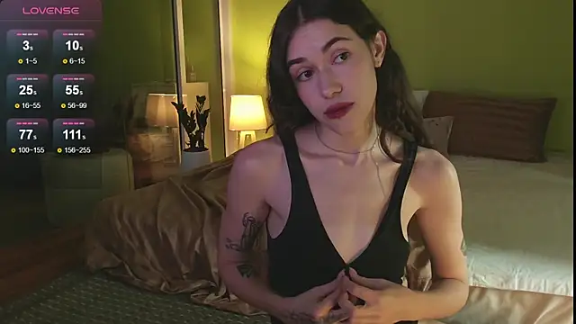 Snapshot of sadetuiningaa chatting on October 3, 2025, 12:29 am sadetuiningaa online show from October 3, 2025, 12:29 am