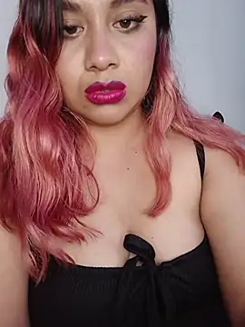 olivia stylinnson online show from July 12, 2026, 9:50 pm
