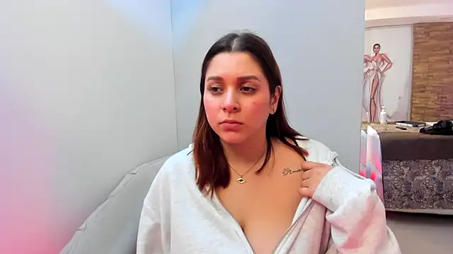 Snapshot of SophiaLaurens chatting on February 7, 2025, 3:08 pm SophiaLaurens online show from February 7, 2025, 3:08 pm