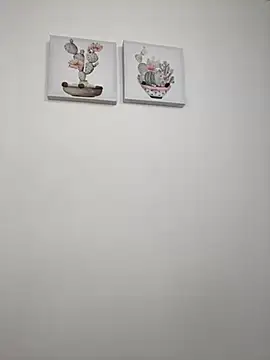 Snapshot of SophiaLaurens chatting on October 14, 2025, 1:34 pm SophiaLaurens online show from October 14, 2025, 1:34 pm