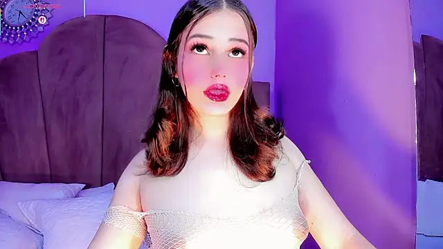 ValeriaAguilar online show from February 22, 2026, 9:57 pm