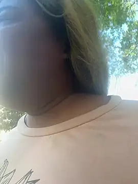 JCCaramelbarbie1 online show from March 6, 2026, 2:35 pm