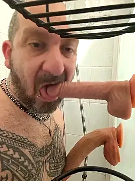 Snapshot of teddy79good chatting on February 24, 2026, 5:11 pm teddy79good online show from February 24, 2026, 5:11 pm