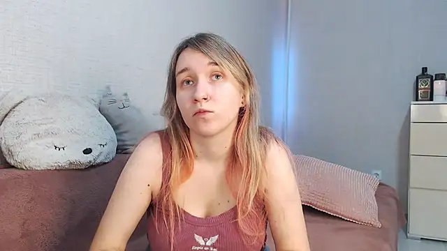 Snapshot of lovely_hayley chatting on December 18, 2025, 8:26 pm lovely hayley online show from December 18, 2025, 8:26 pm