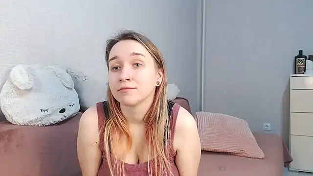 Snapshot of lovely_hayley chatting on February 7, 2026, 8:56 pm lovely hayley online show from February 7, 2026, 8:56 pm