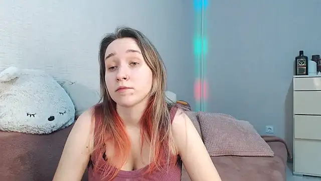 lovely hayley online show from March 7, 2026, 8:17 pm