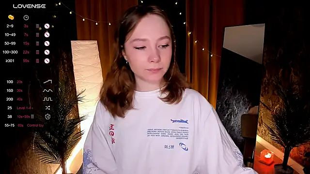 LanaBlu  online show from November 16, 2025, 6:19 am