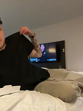VixyGang online show from May 12, 2026, 3:36 am