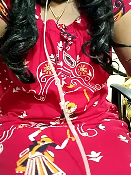 Snapshot of Aishu-tamil09 chatting on March 2, 2025, 7:56 pm Aishu-tamil09 online show from March 2, 2025, 7:56 pm