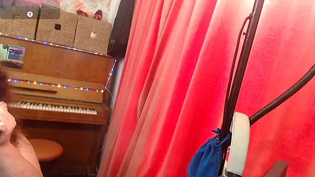 RoseRed69 online show from December 16, 2025, 5:45 am