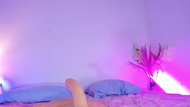 julieta red2 online show from February 25, 2025, 7:42 am