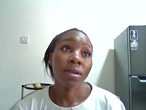 Queen loveer online show from February 5, 2026, 4:28 am