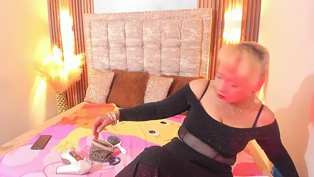 Snapshot of AnastasiaTaylor_ chatting on February 22, 2025, 3:12 am AnastasiaTaylor online show from February 22, 2025, 3:12 am