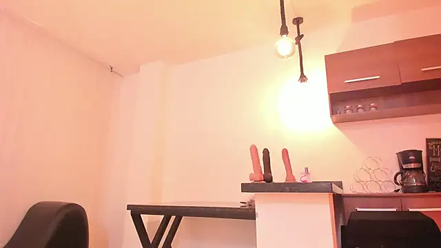 AnastasiaTaylor  online show from April 15, 2026, 8:42 pm