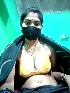 HOTBABITARAJ online show from February 4, 2025, 6:46 am