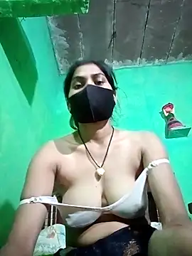 HOTBABITARAJ online show from February 27, 2025, 4:52 am