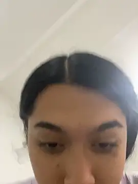 SweetLatiin  online show from November 25, 2025, 8:09 pm