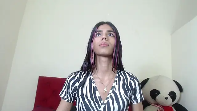 Luluu 08 online show from February 6, 2025, 5:51 pm