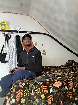 rayyymack online show from February 6, 2025, 4:25 pm