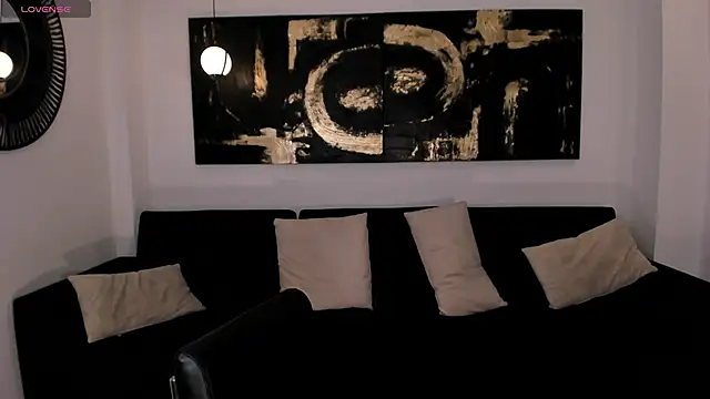 Snapshot of MariaHerrera_ chatting on December 6, 2024, 7:45 pm MariaHerrera online show from December 6, 2024, 7:45 pm