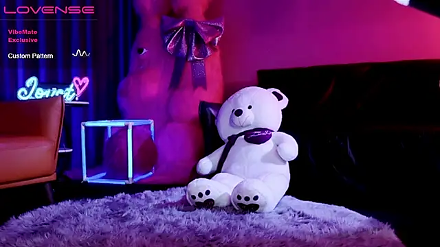 JoooJo  online show from March 18, 2025, 4:59 pm