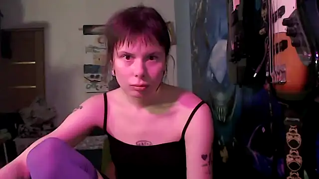 Vienaxtexasxparis online show from November 28, 2025, 2:42 pm