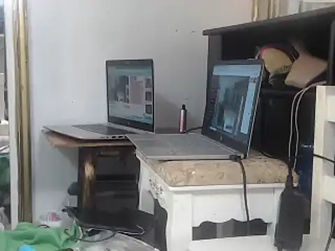 Jennytop online show from February 9, 2025, 11:15 pm