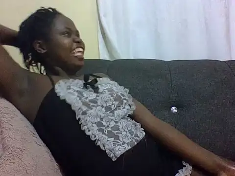 Sweetcecie01 online show from March 8, 2026, 2:04 am