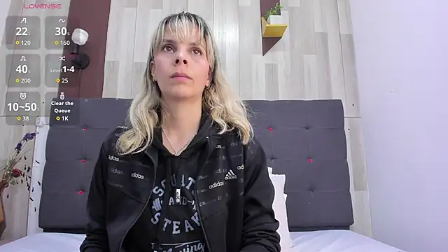 Anastasiapriest online show from February 3, 2026, 11:48 am