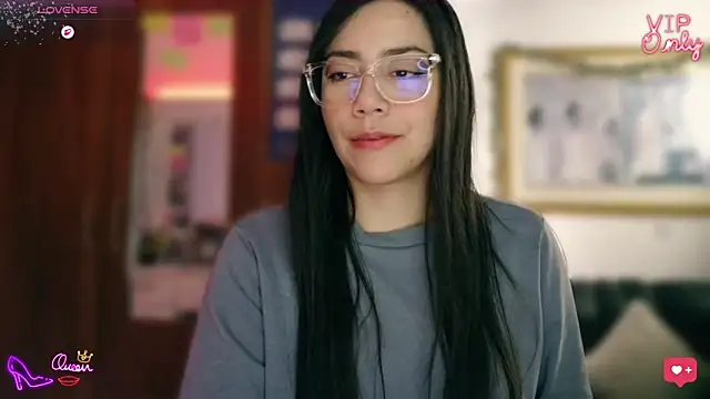 LauGrayJ online show from April 5, 2026, 8:44 am